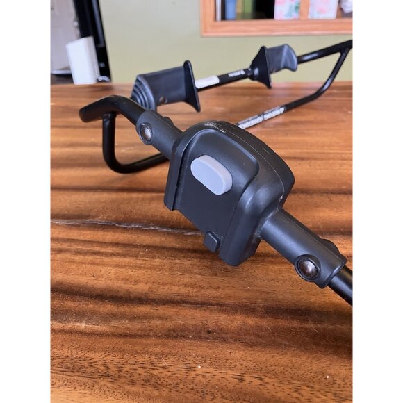 UPPAbaby Infant Car Seat Adapter for Graco ( for VISTA 2015 - Later / All CRUZ ) - Picture 2 of 16